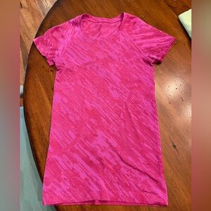 Lululemon Swiftly Tech Short Sleeve